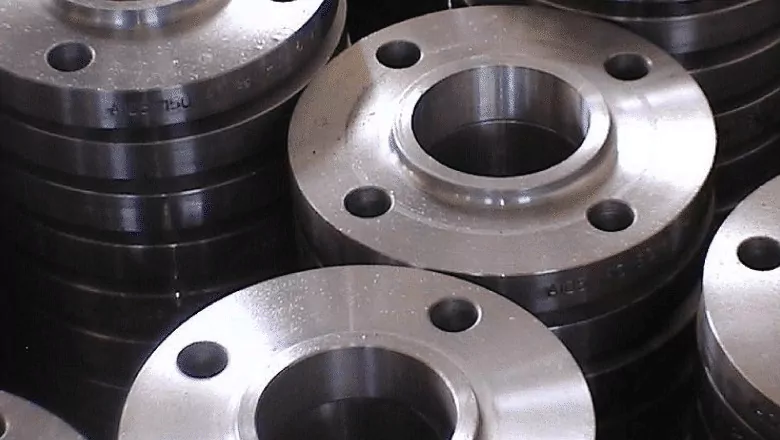 Descubra onde aplicar o flange roscado ANSI/DIN, suas vantagens, instalação correta e benefícios para conexões industriais seguras.